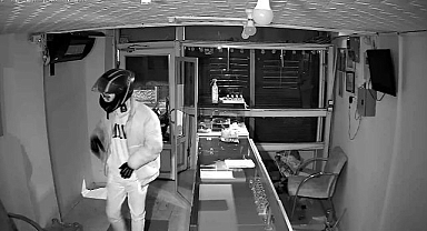 Kuyumcudan altın çalıp lüks araç aldılar!