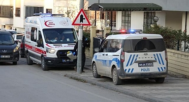 Odasından uzun süre çıkmadı... Çocukları ölü halde buldu!