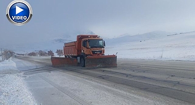 Onlarca yerleşim yerine ulaşım sağlanamıyor