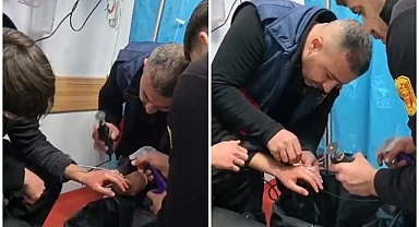 Parmağı şişen gencin imdadına itfaiye yetişti