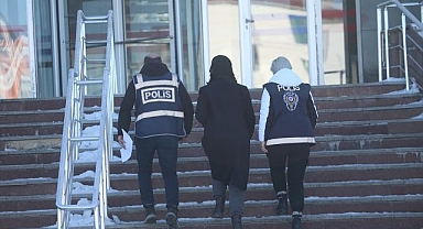 Paylaşımı olay oldu: Öğretim üyesi gözaltına alındı