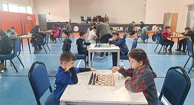 Satranç ustaları hamleleriyle hayran bıraktı