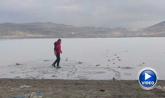 Sibirya soğuklarında göller dondu!