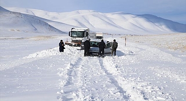 Tipi nedeniyle mahsur kaldılar