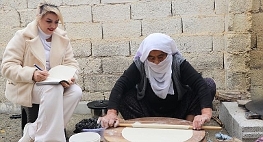 Unutulmaya yüz tutan lezzetlerin peşindeler! Tek tek kayıt altına alıyorlar