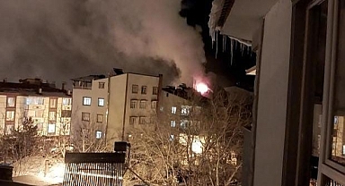 Uzundere’de çatı katı yangını!