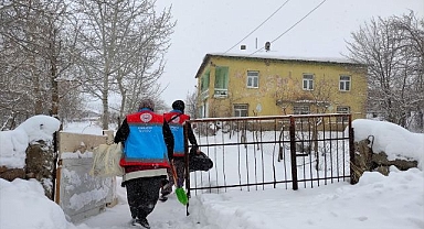 Vefa ekiplerinden örnek dayanışma