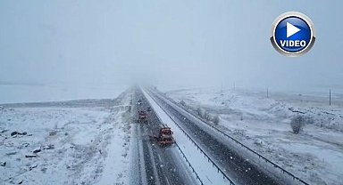 Yollarda karla mücadele çalışmaları sürüyor