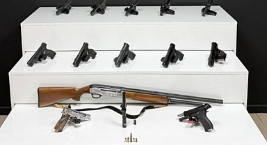  13 ruhsatsız silah ele geçirildi