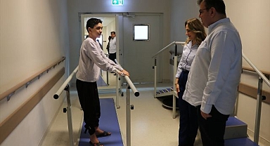 2 yıl sonra yürümeye başladı! Dünyalar onun oldu