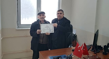 82 yaşında okuma yazma öğrendi