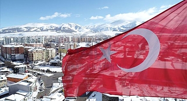 AK Parti Erzurum’u bayraklarla donatacak