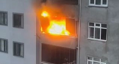 Apartman dairesinde yangın paniği