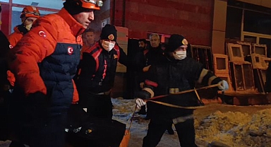 Asansör boşluğuna düşen adamın acı sonu!