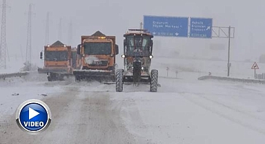 Aşkale'de ekiplerin kar seferberliği