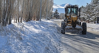 Atatürk Üniversitesi kampüsünde kar mesaisi sürüyor