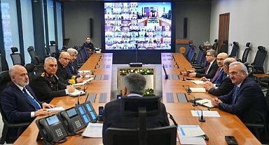 Bakan Yerlikaya 81 ilin valisi ile görüştü!