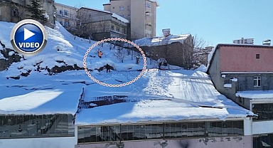 Çatılarda tehlikeli kar temizliği   