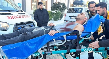 Çıkan kavgada bıçaklar çekildi!