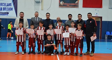 Çocukların futbol buluşması