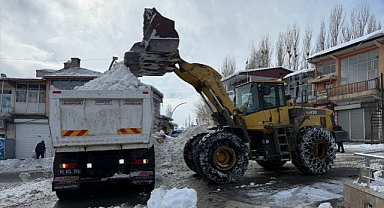 Doğu'da 111 yerleşim yerine ulaşım sağlanamıyor