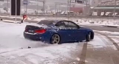 Drift şovu pahalıya patladı!