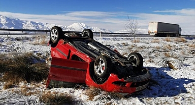  Erzincan-Erzurum kara yolunda kaza!