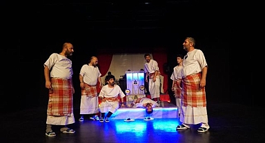 Erzurum Şehir Tiyatrosu 10 yıldır sanatseverlerle buluşuyor