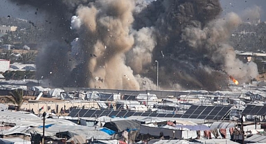 Gazze’de yerleşim yerlerine saldırılar devam ediyor