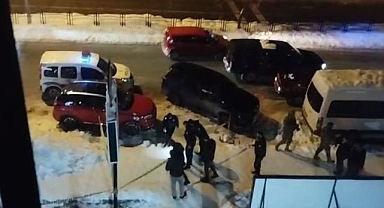 Gece yarısı dehşeti yaşadılar: Maskeli saldırgan ateş açıp kaçtı