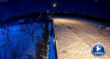 Geceyi adeta gündüze çevirdi