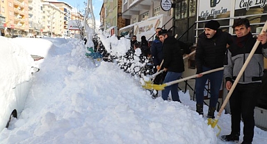 Güvenlik korucularından mücadeleye destek