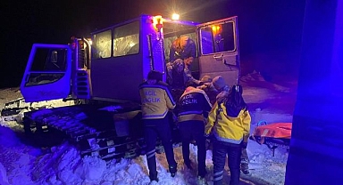 Kardan kapanan köydeki hastanın yardımına Mehmetçik yetişti