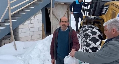 Karlı yolları aşıp ilaç yetiştirdiler