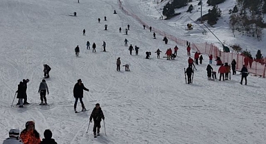  Kayak Merkezinde hafta sonu yoğunluğu