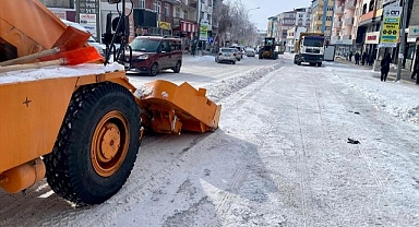 Kentte kar ve buz temizliği 