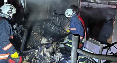 Korkutan ev yangın! 4 çocuk hastaneye kaldırıldı 