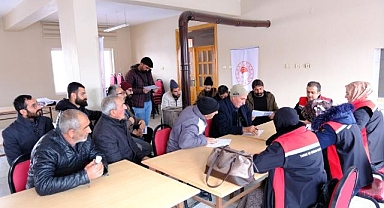 Köylerde çiftçi buluşması