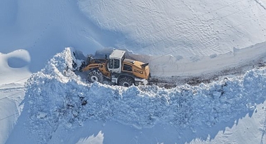 Mahsur kalan vatandaşların imdadına ekipler yetişti