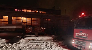 Marangoz atölyesinde yangın!