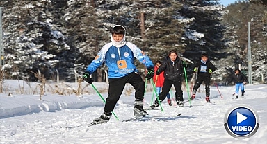Milli takım hayaliyle soğuk havada ter döküyorlar