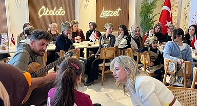 Miniklerin yüzünü güldürdüler