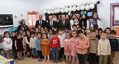 Oltu'da minik Kur'an Kursu öğrencilerinin karne sevinci