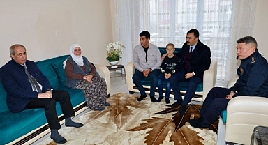 Şehit ailelerini unutmadılar