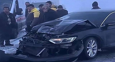 Sis kazayı beraberinde getirdi: Araç  kullanılamaz hale geldi! 