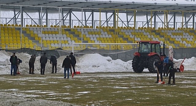 Statta kar mesaisi! Son anda maça yetiştirdiler