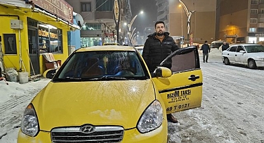 Taksi şoföründen örnek davranış