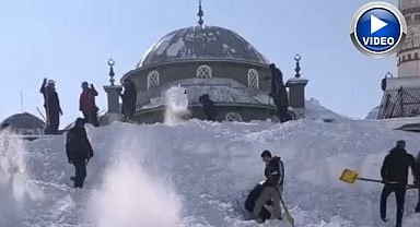 Tonlarca kar el birliğiyle temizlendi