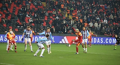 Turkcell Süper Kupa'da ilk finalist Galatasaray  