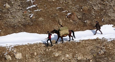 Yaban hayvanlarına yiyecek bırakmayın!